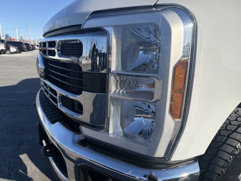 Used 2024 Ford F250 XLT image 10