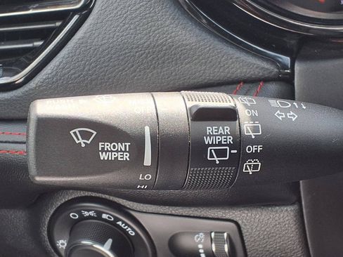 Used 2024 Dodge Durango GT AWD/4WD image 19