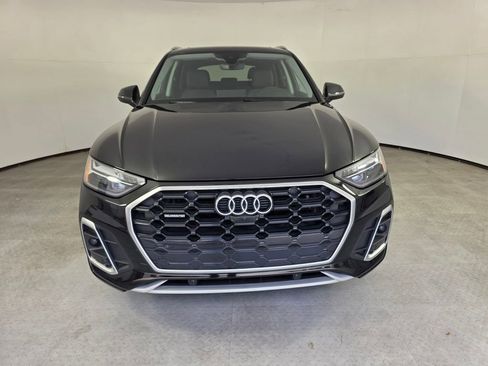 Used 2023 Audi Q5 2.0T Premium Plus w/ Premium Plus Package AWD/4WD image 2