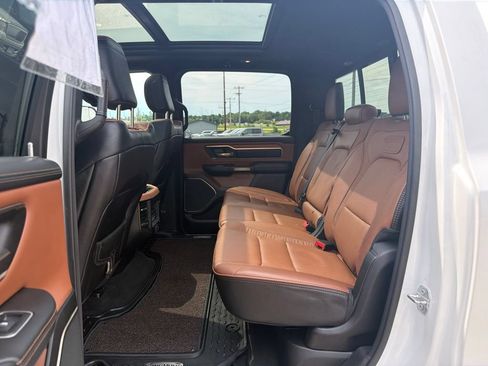 Used 2022 RAM 1500 Limited AWD/4WD image 17