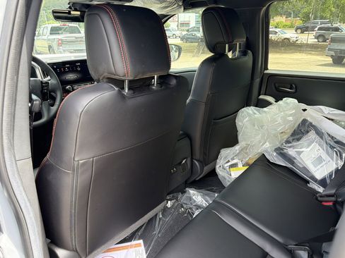 New 2026 Nissan Frontier PRO-4X w/ Pro Premium Package AWD/4WD image 26