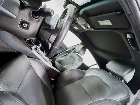 Used 2019 Kia Stinger GT1 image 22