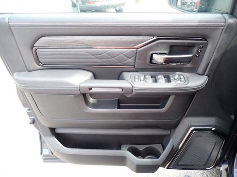 New 2026 RAM 2500 Limited image 16