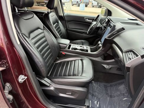 Used 2024 Ford Edge SEL AWD/4WD image 31