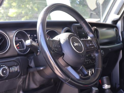 Used 2021 Jeep Wrangler Unlimited Sport AWD/4WD image 20