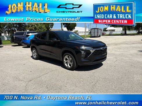 Used 2024 Chevrolet Trax LS w/ LS Convenience Package FWD image 15