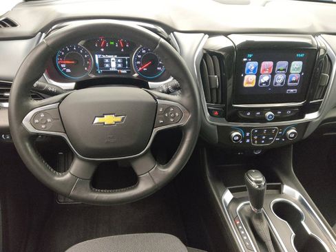 Used 2018 Chevrolet Traverse LT FWD image 22