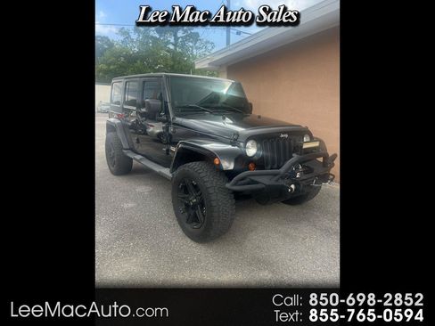 Used 2013 Jeep Wrangler Unlimited Sahara w/ Connectivity Group AWD/4WD image 1
