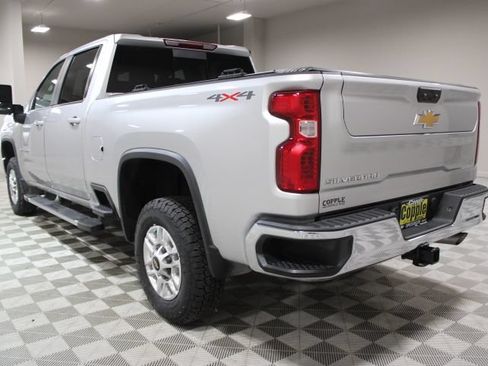 Used 2023 Chevrolet Silverado 2500 LT w/ Convenience Package AWD/4WD image 8