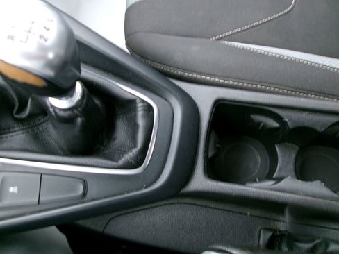 Used 2016 Ford Focus ST image 22