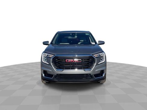Used 2023 GMC Terrain SLE image 5