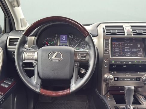 Used 2019 Lexus GX 460 Premium AWD/4WD image 12