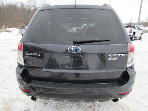 Used 2010 Subaru Forester 2.5X Premium w/ Popular Equipment Group 1A image 6