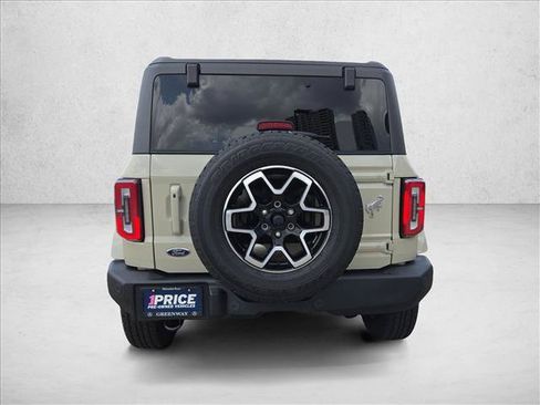 Used 2025 Ford Bronco Outer Banks AWD/4WD image 6
