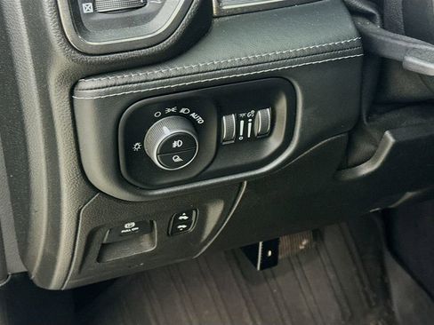 Used 2019 RAM 1500 Limited AWD/4WD image 10