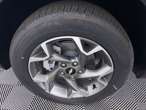 New 2025 Chevrolet Trax LT w/ Driver Confidence Package image 14