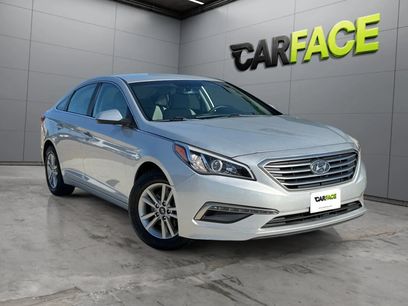 Used 2015 Hyundai Sonata SE w/ Option Group 09
