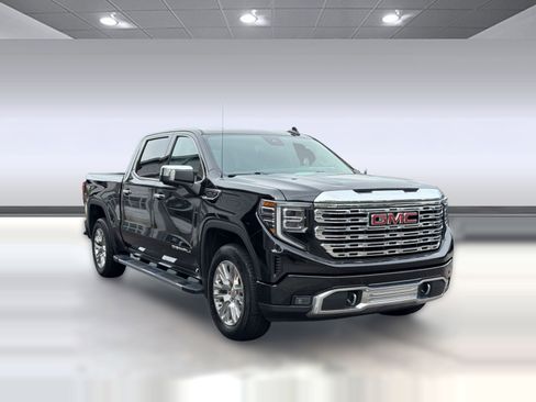 Used 2023 GMC Sierra 1500 Denali AWD/4WD image 7