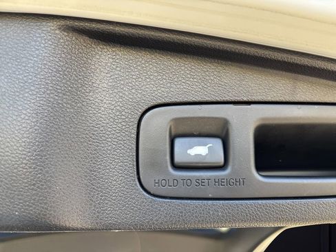 Used 2022 Honda CR-V EX-L image 16