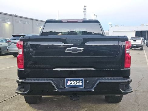 Used 2024 Chevrolet Silverado 1500 Custom w/ LPO, Dark Essentials Package RWD image 5