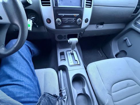 Used 2019 Nissan Frontier S image 16