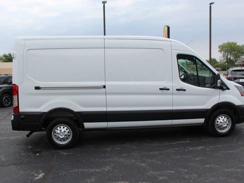 New 2025 Ford Transit 250 148 Medium Roof Extended AWD w/ Load Area Protection Package image 6