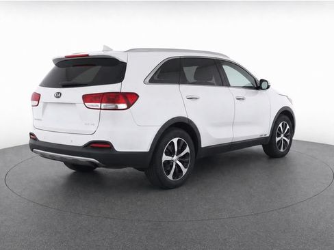 Used 2018 Kia Sorento EX AWD/4WD image 4