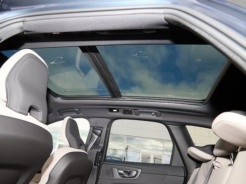 New 2026 Volvo XC60 B5 Plus w/ Protection Package Premier image 21