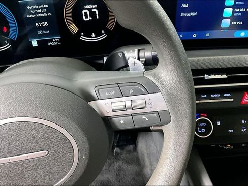 Used 2025 Hyundai Sonata SEL FWD image 13