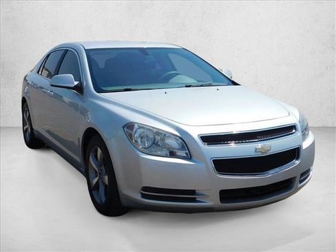 Used 2011 Chevrolet Malibu LT w/ Power Convenience Package FWD image 5
