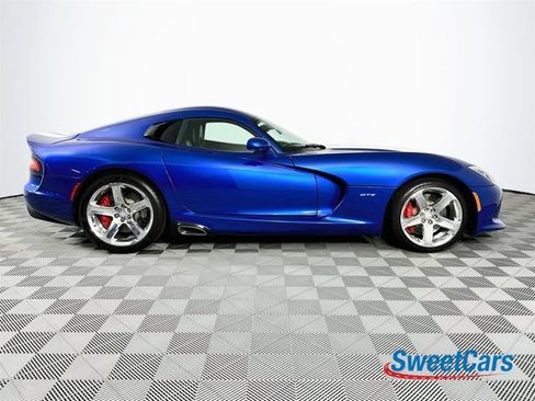 Used 2013 SRT Viper GTS w/ GTS Laguna Interior Pkg RWD image 8