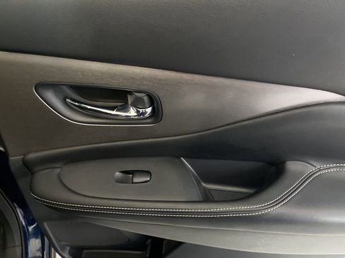 Used 2019 Nissan Murano SV image 55