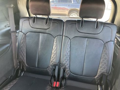 Used 2023 Jeep Grand Cherokee L Summit w/ Advanced Protech Group IV AWD/4WD image 9