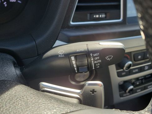 Used 2018 Genesis G80 3.8 w/ Option Group 03 image 30