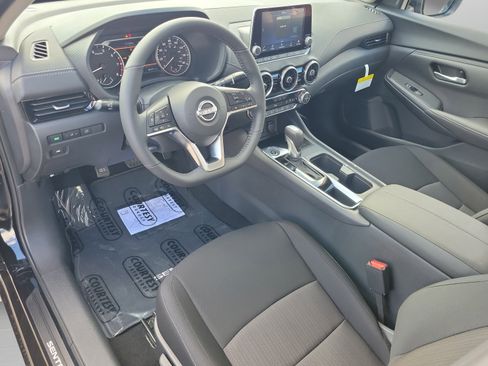 Used 2025 Nissan Sentra SV w/ All-Weather Package FWD image 22