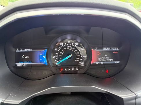 Used 2016 Ford Edge Titanium w/ Equipment Group 301A AWD/4WD image 26