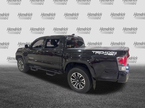 Used 2021 Toyota Tacoma TRD Sport AWD/4WD image 8