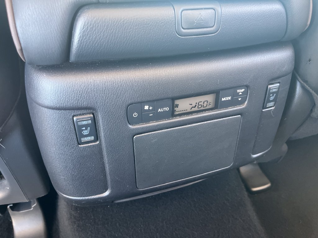 Certified 2023 Nissan Armada Platinum w/ Captain's Chairs Package RWD image 30