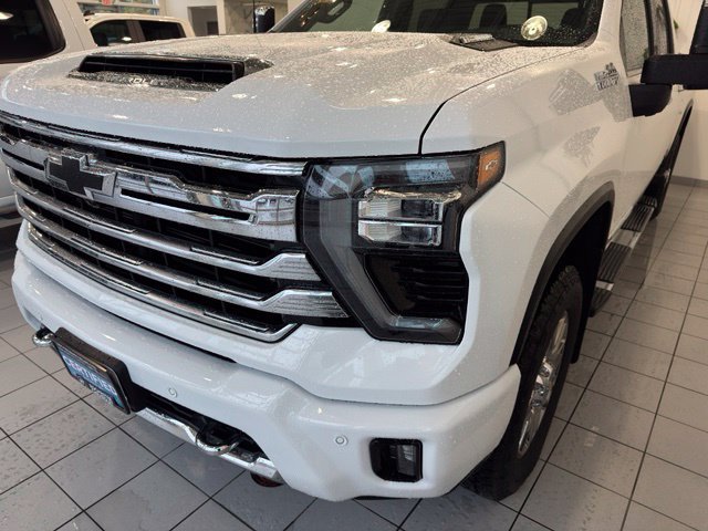 Certified 2024 Chevrolet Silverado 3500 High Country w/ LPO, Dark Essentials Package AWD/4WD image 41