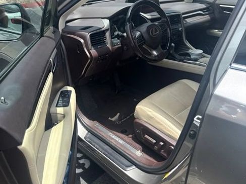 Used 2018 Lexus RX 450hL Luxury w/ Cold Area Package (CT) AWD/4WD image 6