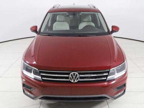Used 2018 Volkswagen Tiguan SEL w/ 3rd Row Seat Package image 56