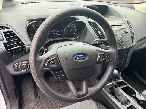 Used 2017 Ford Escape SE AWD/4WD image 9