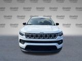 Used 2022 Jeep Compass Latitude image 3