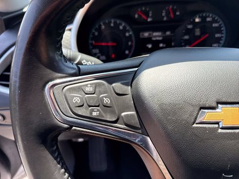Used 2020 Chevrolet Malibu RS FWD image 23