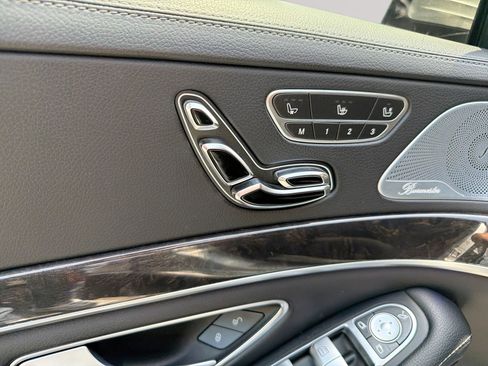 Used 2017 Mercedes-Benz S 550 4MATIC Sedan image 14
