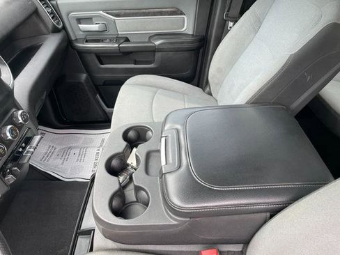 Used 2021 RAM 3500 Big Horn image 16