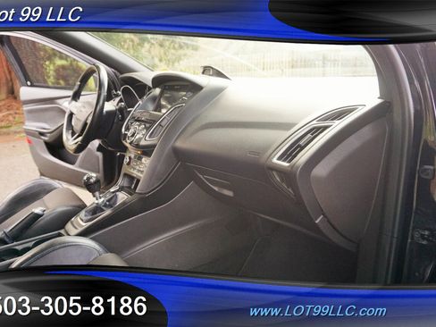 Used 2017 Ford Focus RS image 17