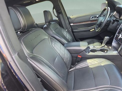 Used 2018 Ford Explorer Platinum AWD/4WD image 29