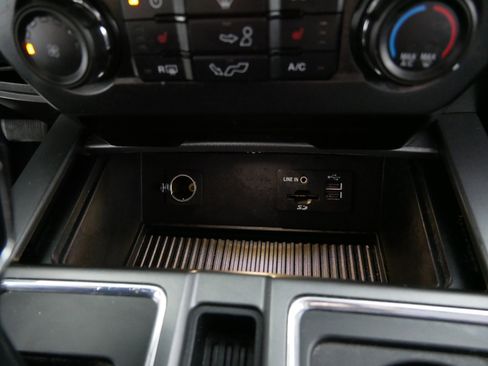 Used 2015 Ford F150 XLT w/ Equipment Group 302A Luxury image 29