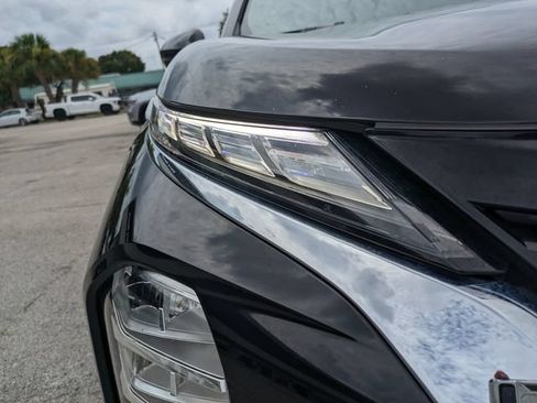 Used 2024 Mitsubishi Outlander SE FWD image 10